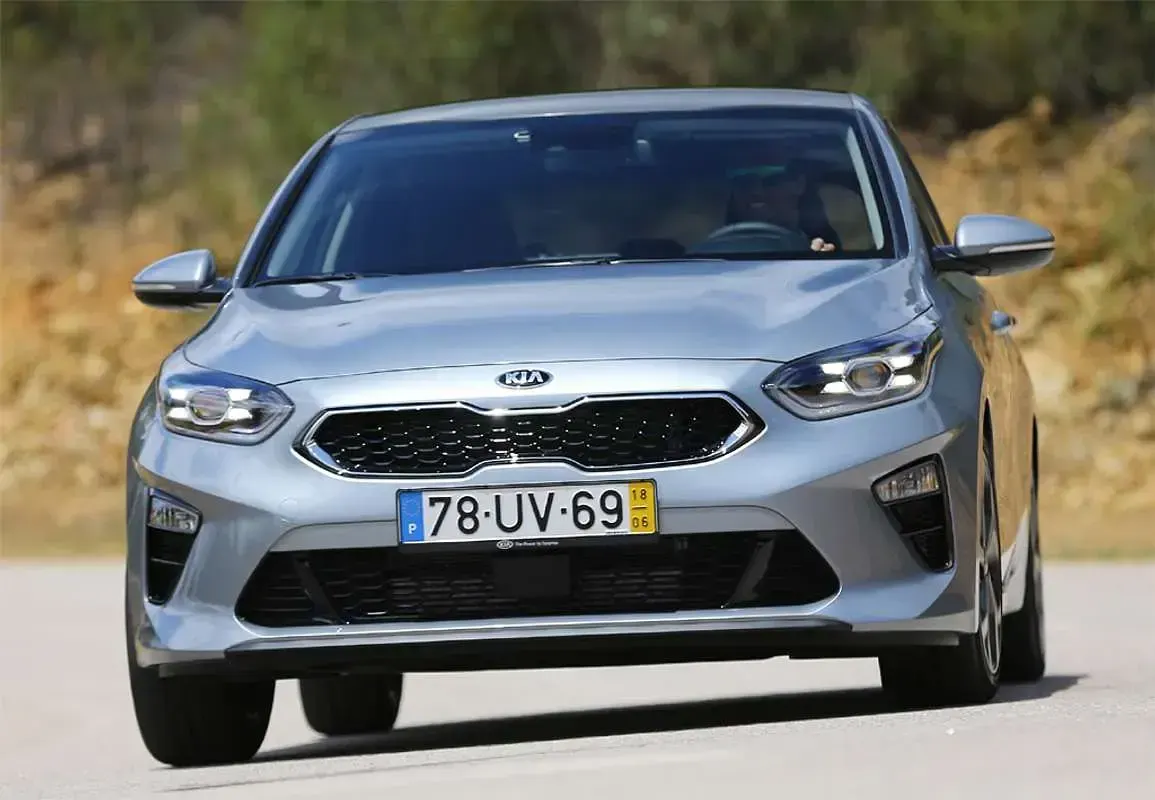 Usado Kia Ceed 120 CV (88 kW) 2020 Blanco Utilitario