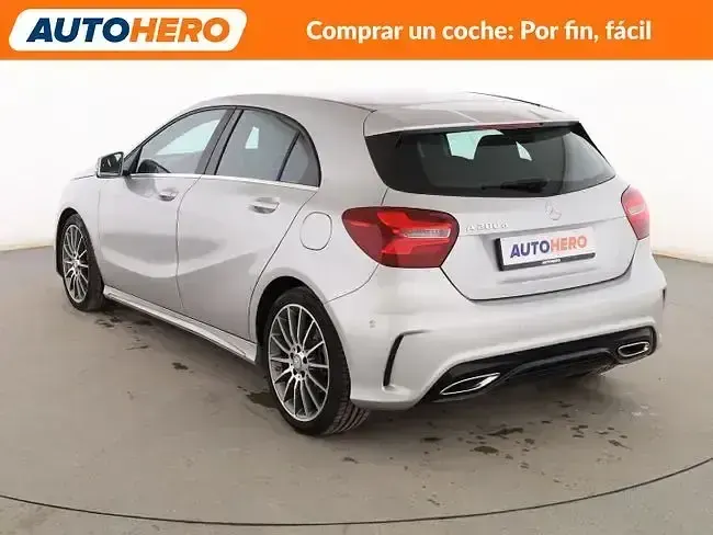 Usado Mercedes A200 AMG 136 CV (100 kW) 2016 Gris Utilitario