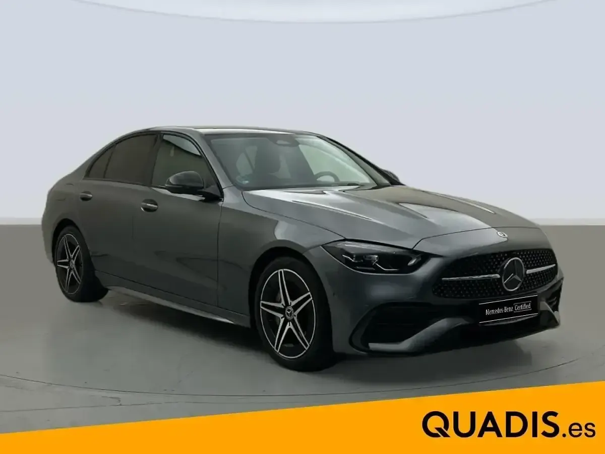 Käytetty Mercedes C220 197 HP (144 kW) 2025 Harmaa Sedan