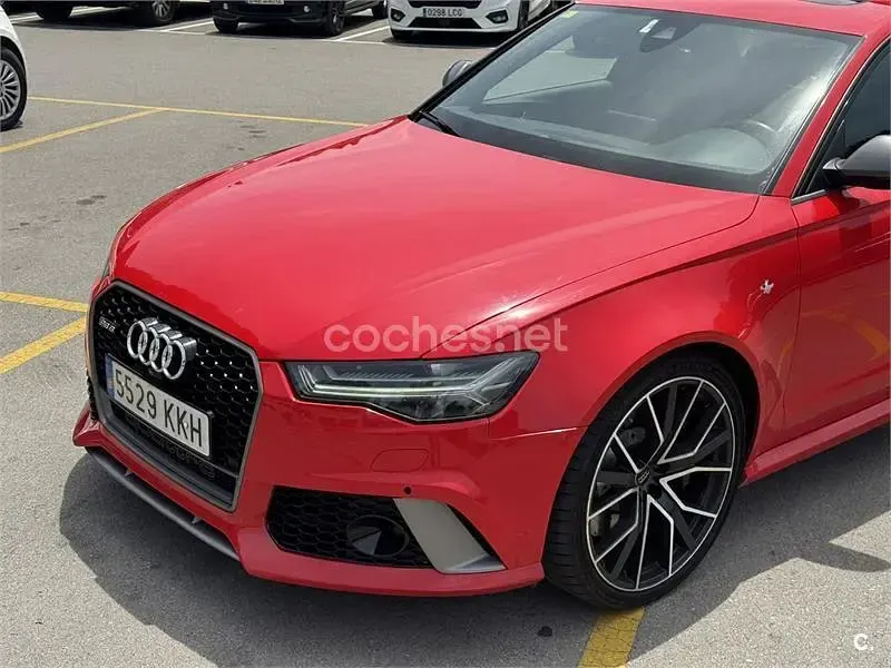 Usado Audi RS6 Performance 605 CV (444 kW) 2018 Rojo Familiar