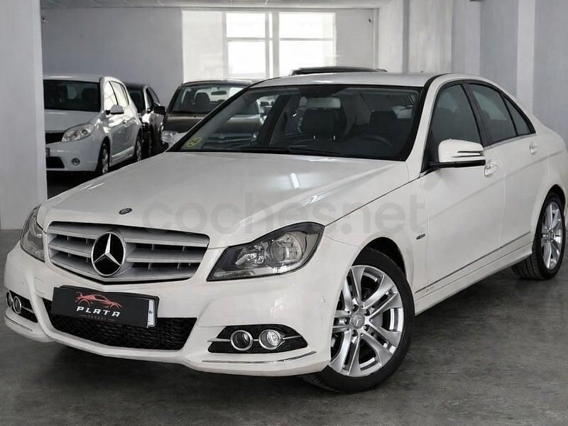 Usado Mercedes C200 Avantgarde 136 CV (100 kW) 2012 Blanco Berlina