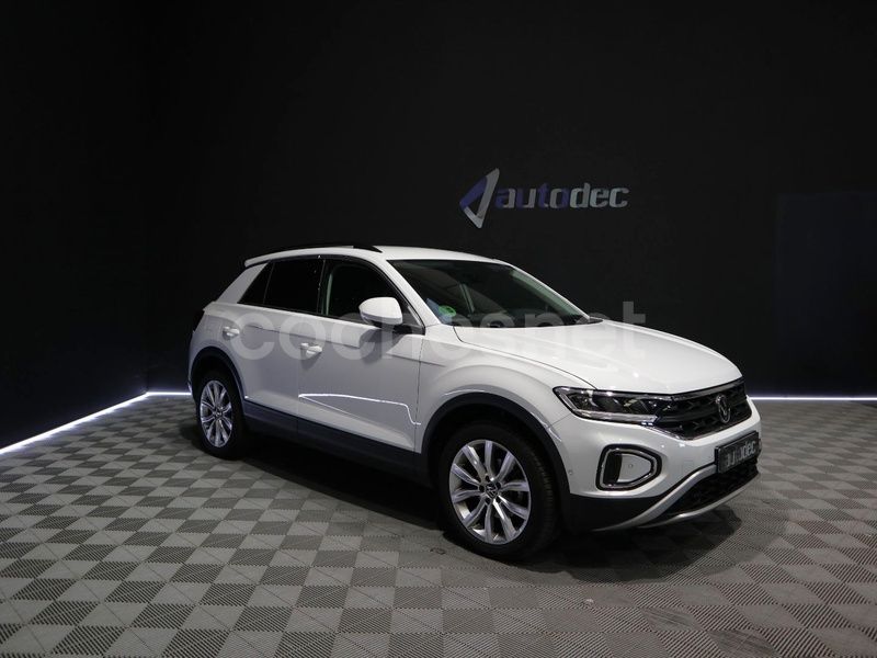 Blanco Usado 2023 VW T-Roc Life SUV | 26.990 € (Precio justo) - Imagen 1/4