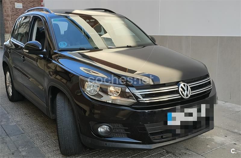 Negro Usado 2015 VW Tiguan Sportline SUV | 14.900 € (Precio justo) - Imagen 1/4