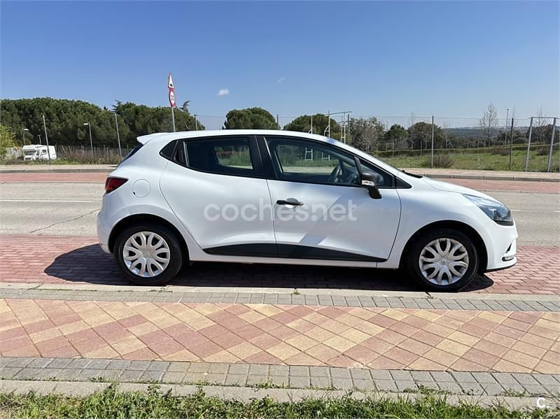 Usado Renault Clio IV Life 76 CV (55 kW) 2018 Blanco Berlina