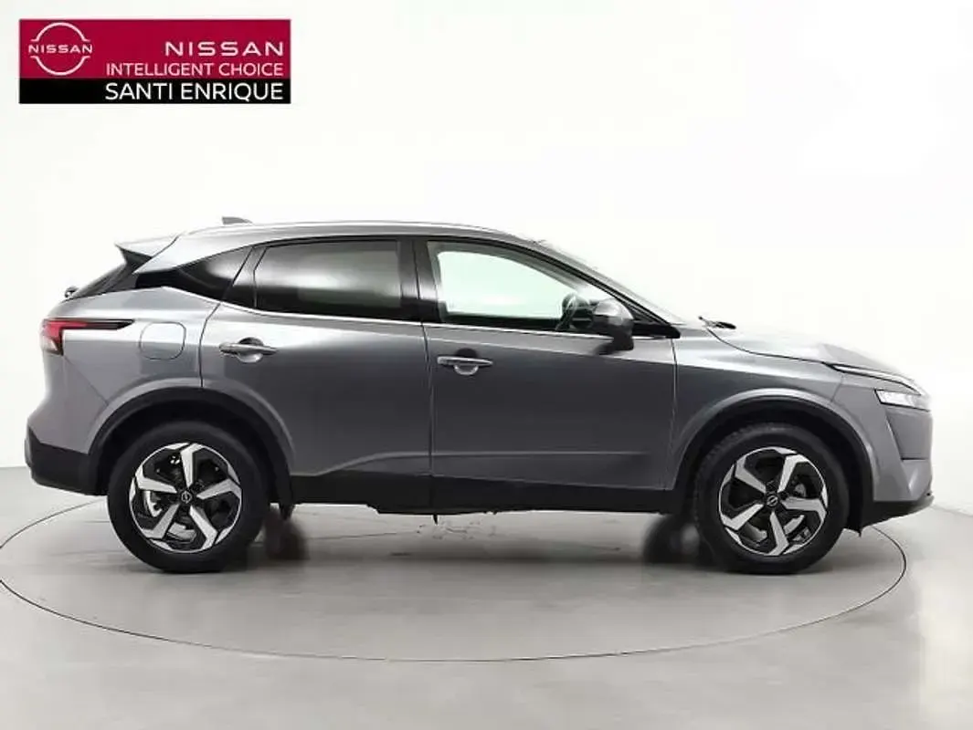 Usado Nissan Qashqai N-Connecta 141 CV (103 kW) 2023 Gris SUV