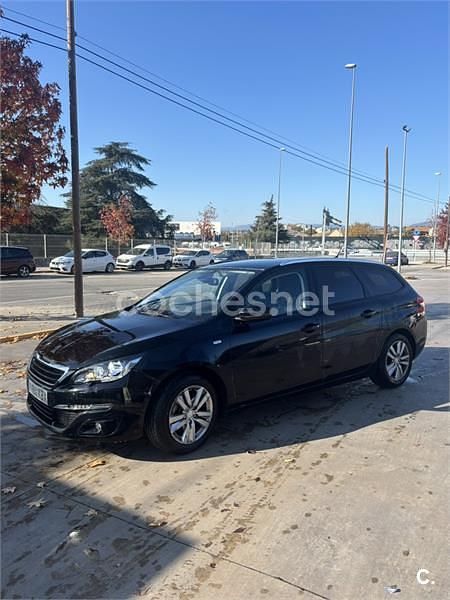 Negro Usado 2017 Peugeot 308 SW Active Familiar | 5990 € (Super precio) - Imagen 1/4