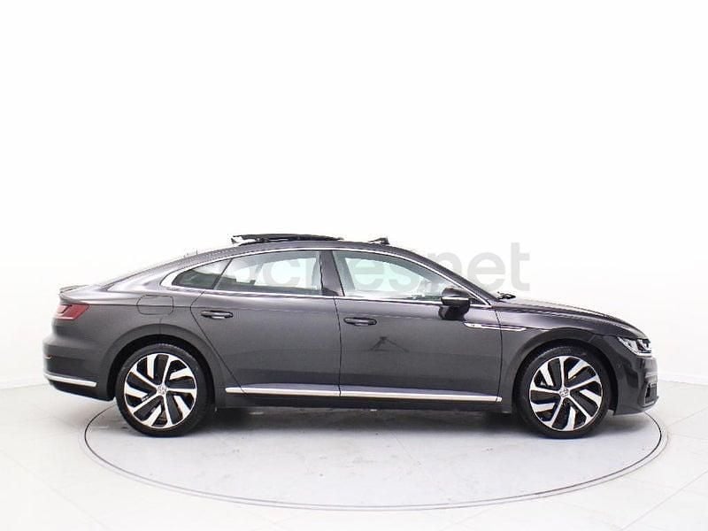 Usado VW Arteon R-line 239 CV (175 kW) 2017 Gris / plata Utilitario