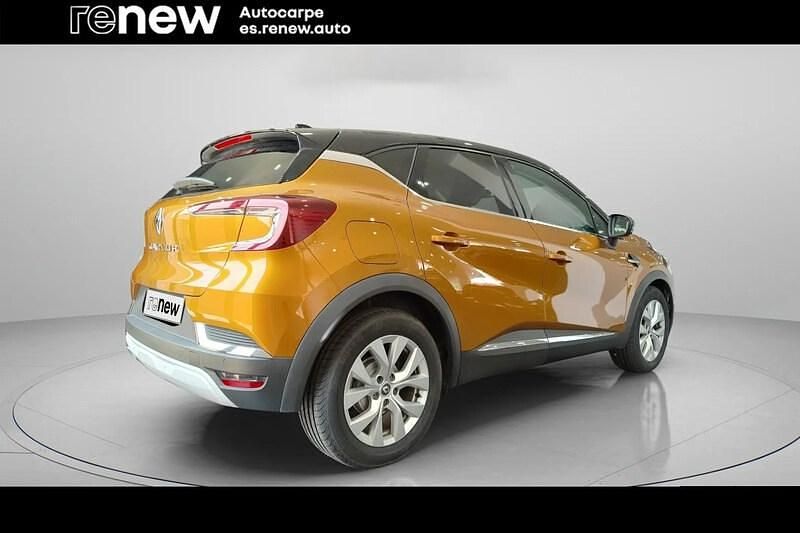 Usado Renault Captur Zen 115 CV (84 kW) 2020 Naranja SUV