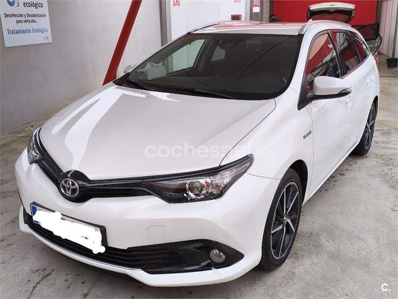 Blanco Usado 2018 Toyota Auris Hybrid Edition Familiar | 16.900 € (Precio justo) - Imagen 1/4