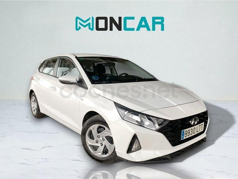 Usado Hyundai i20 100 CV (73 kW) 2021 Blanco Utilitario