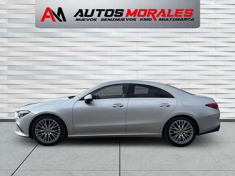 Usado Mercedes CLA180 136 CV (100 kW) 2023 Plateado Berlina