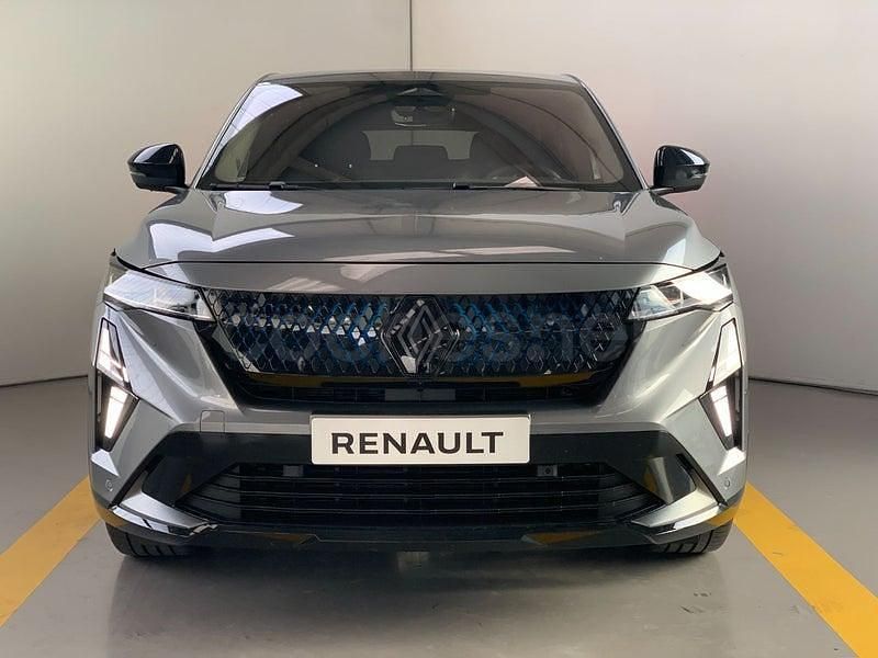 Usado Renault Rafale Esprit Alpine 200 CV (147 kW) 2025 Gris / plata SUV