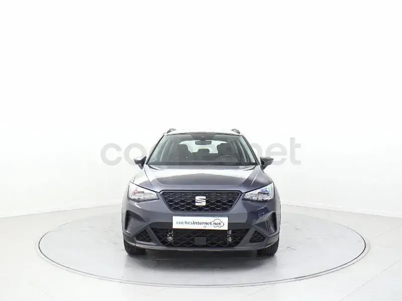 Usado Seat Arona Style 115 CV (84 kW) 2024 Gris SUV