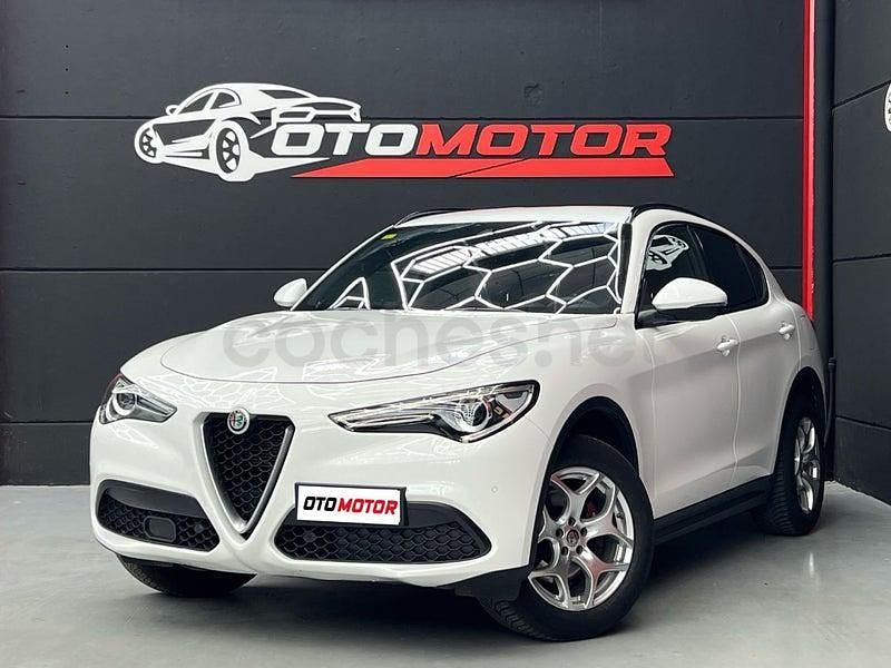 Usado Alfa Romeo Stelvio 200 CV (147 kW) 2020 Blanco SUV