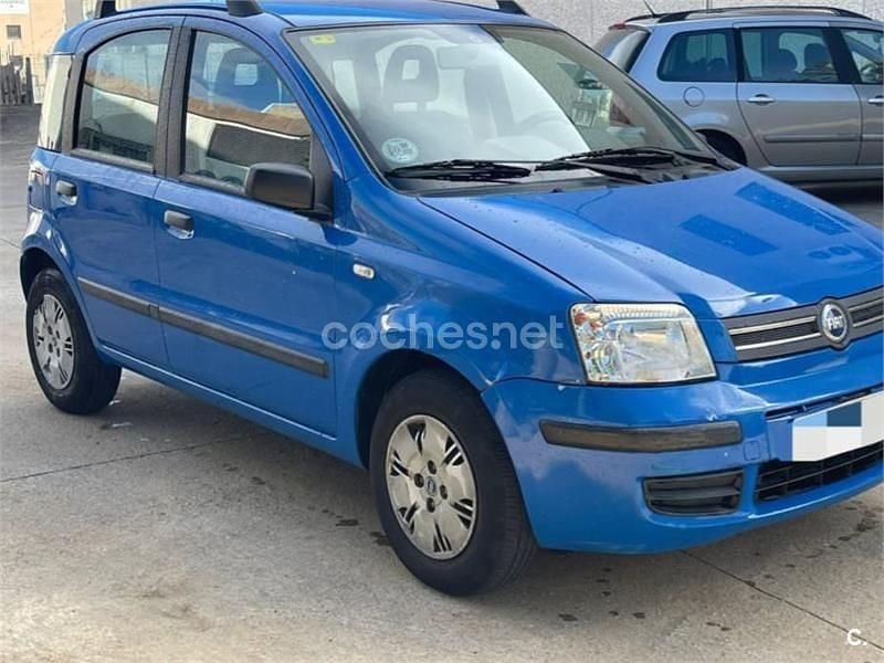 Usado Fiat Panda Dynamic 60 CV (44 kW) 2004 Azul Utilitario
