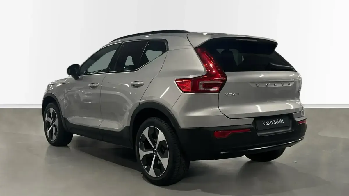 Usado Volvo XC40 Plus 197 CV (144 kW) 2024 Otro SUV