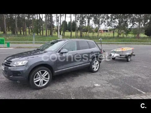 Usado VW Touareg 245 CV (180 kW) 2011 Gris / plata SUV