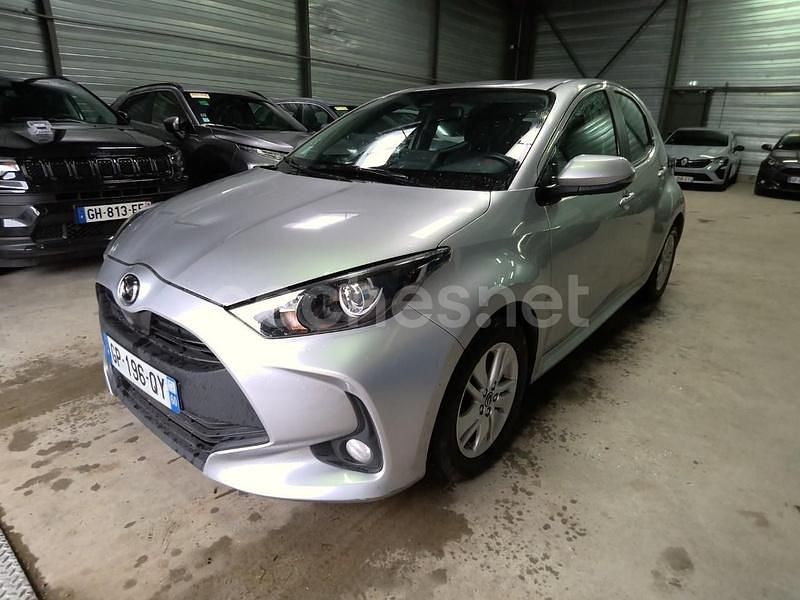 Usado Mazda 2 Center-Line 116 CV (85 kW) 2023 Gris / plata Utilitario