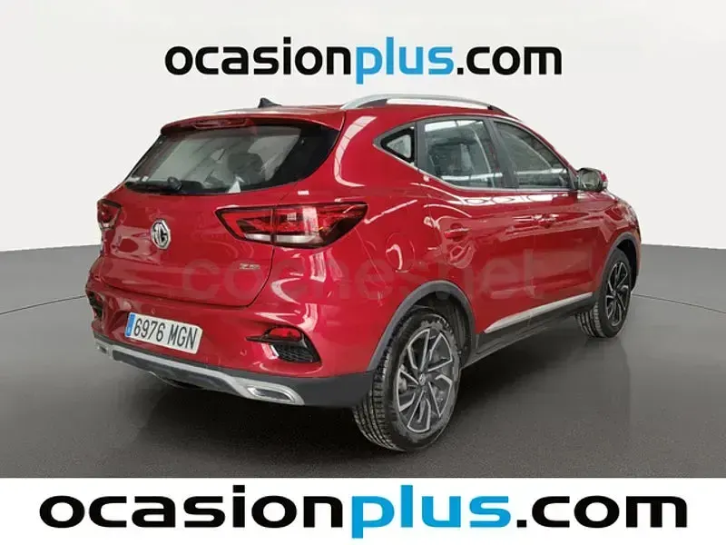 Usado MG ZS Luxury 111 CV (81 kW) 2023 Blanco SUV