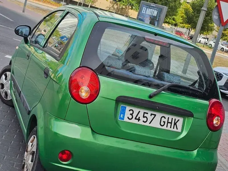 Usado Chevrolet Matiz 65 CV (47 kW) 2008 Verde Utilitario