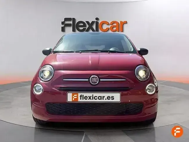 Usado Fiat 500 70 CV (51 kW) 2024 Rojo Utilitario