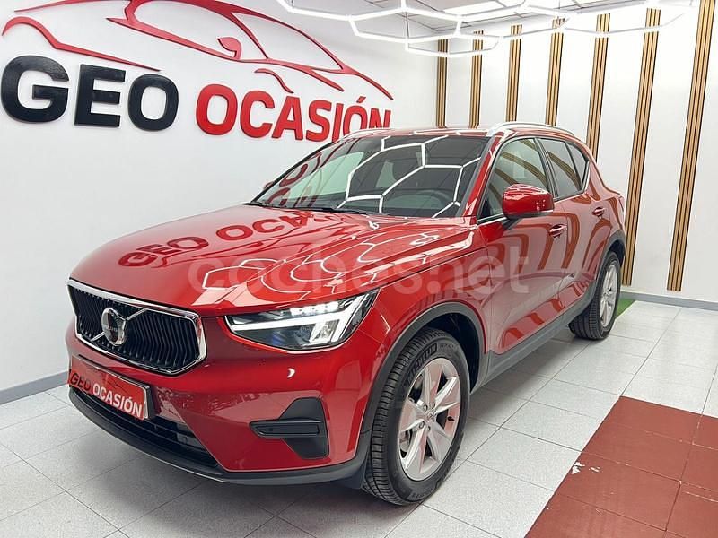 Rojo Usado 2025 Volvo XC40 Plus SUV | 35.000 € - Imagen 1/4