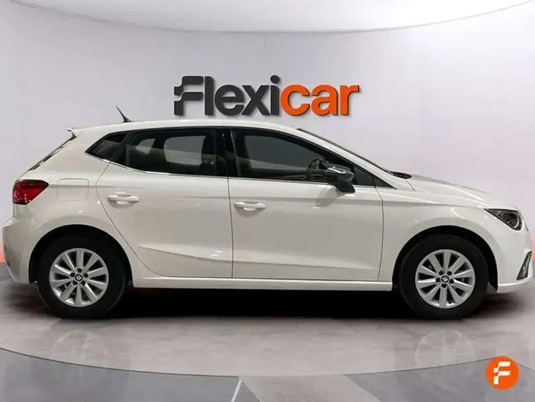 Usado Seat Ibiza XCELLENCE 95 CV (69 kW) 2018 Blanco Utilitario