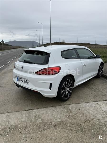 Usado VW Scirocco R-line 125 CV (91 kW) 2017 Blanco Coupe