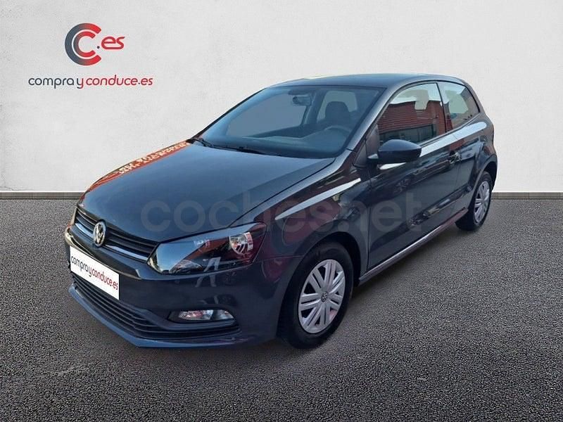 Usado VW Polo Edition 75 CV (55 kW) 2014 Gris / plata Berlina