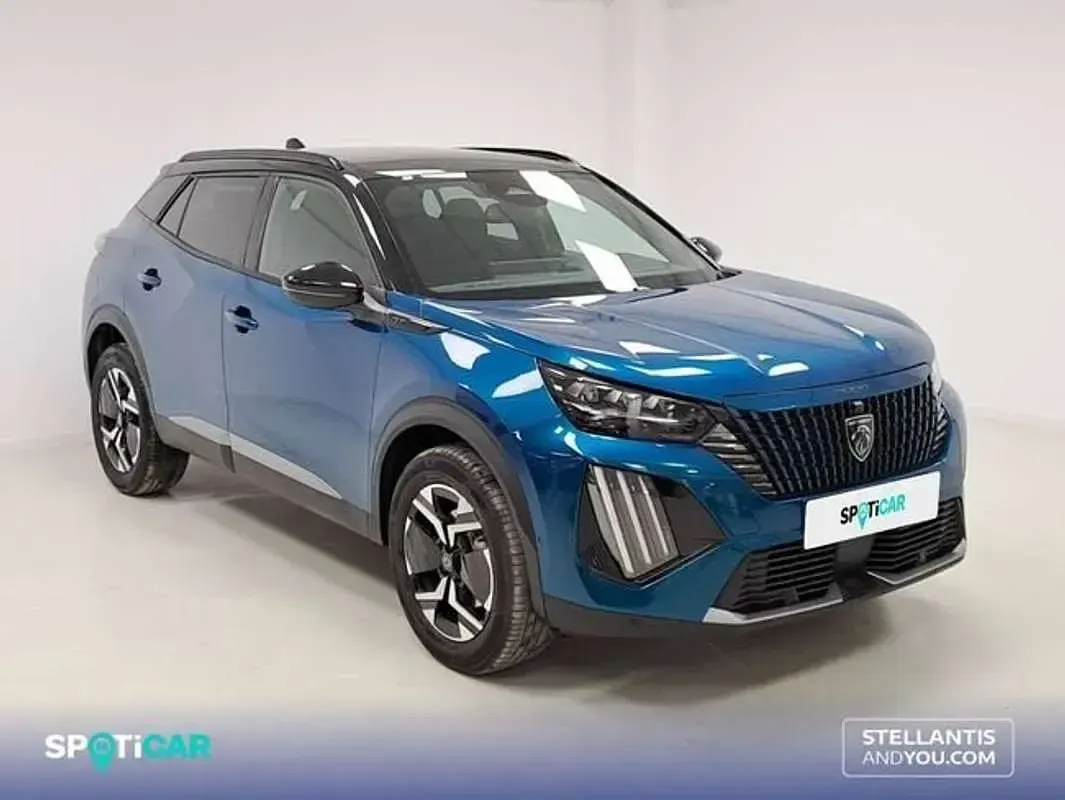 Usado Peugeot 2008 GT 145 CV (106 kW) 2025 Azul SUV
