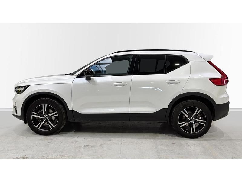 Usado Volvo XC40 Plus 163 CV (119 kW) 2025 Blanco SUV