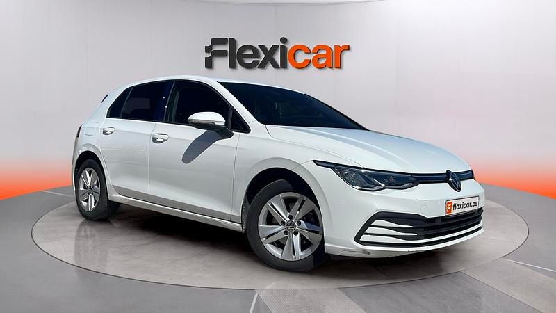 Usado VW Golf VIII 110 CV (80 kW) 2022 Blanco Berlina