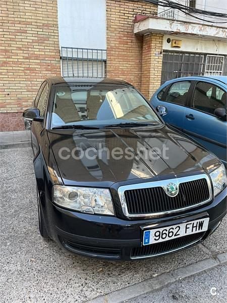 Negro Usado 2006 Skoda Superb Berlina | 5800 € - Imagen 1/4