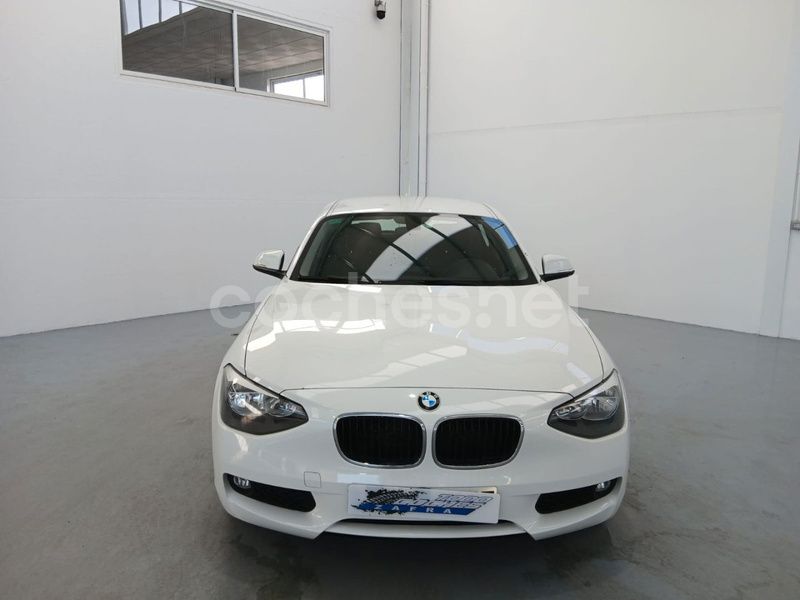 Blanco Usado 2015 BMW 116 Utilitario | 8500 € (Precio justo) - Imagen 1/4