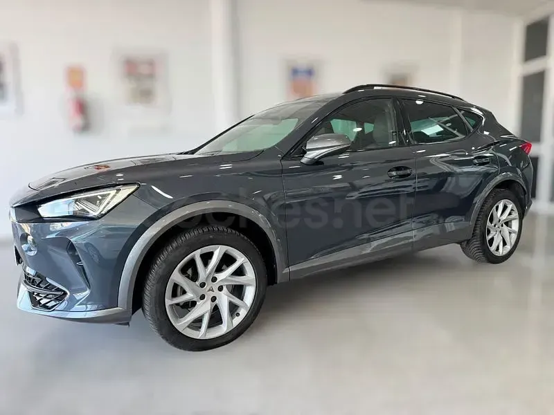 Usado Cupra Formentor 150 CV (110 kW) 2023 Gris / plata SUV
