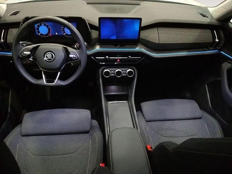Usado Skoda Kodiaq Selection 150 CV (110 kW) 2025 Gris plata SUV