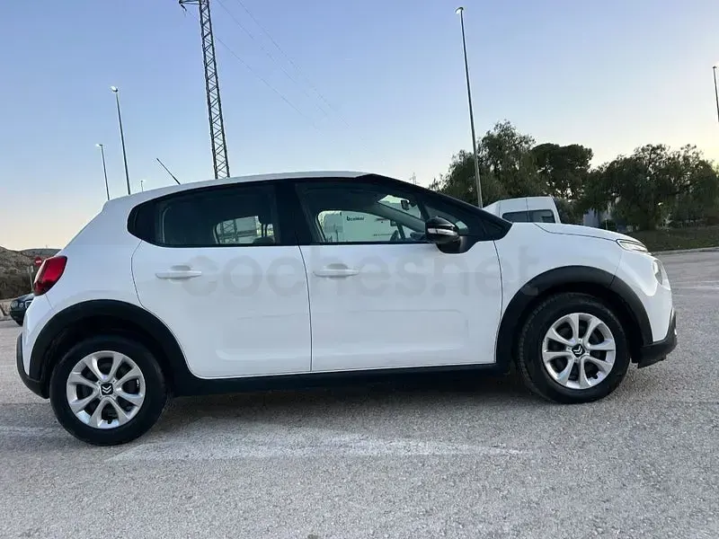 Usado Citroën C3 Feel 99 CV (72 kW) 2019 Blanco Utilitario