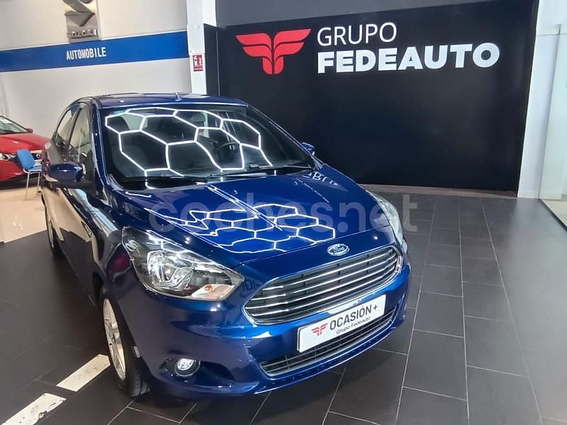 Usado Ford Ka Plus Ultimate 85 CV (62 kW) 2017 Azul Utilitario