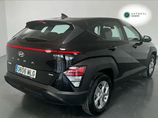 Usado Hyundai Kona 141 HP (103 kW) 2023 Preto SUV