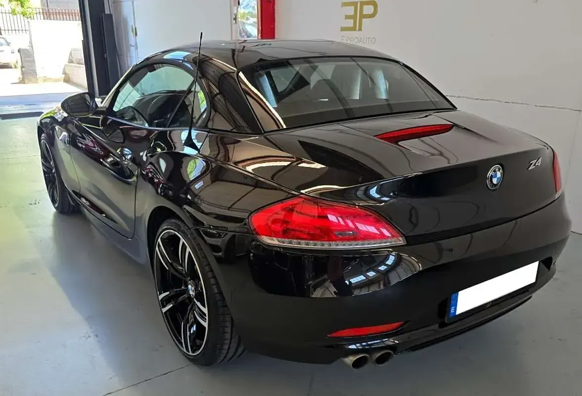 Usado BMW Z4 204 CV (150 kW) 2010 Negro Coupe