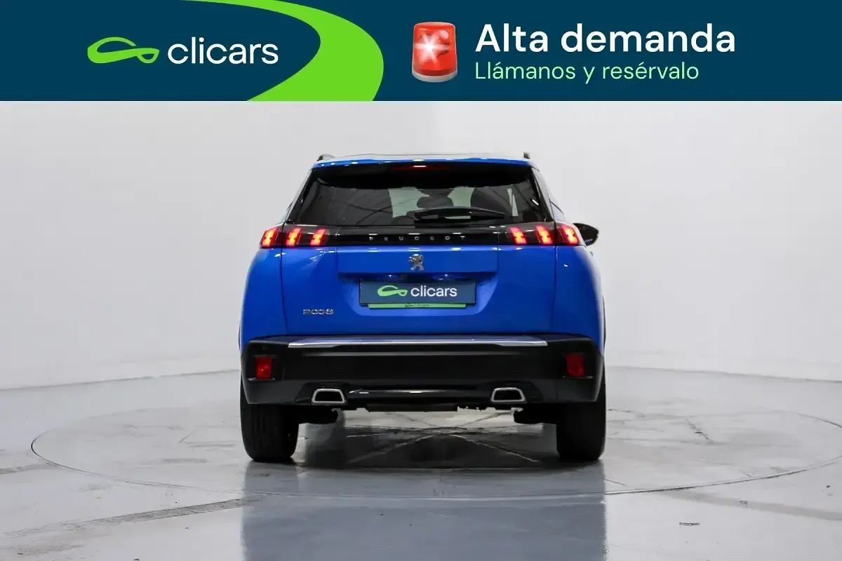 Usado Peugeot 2008 Allure 130 CV (95 kW) 2022 Azul SUV