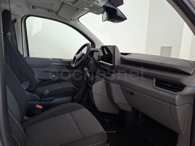 Nuevo VW Caravelle 150 CV (110 kW) 2025 Gris / plata Monovolumen