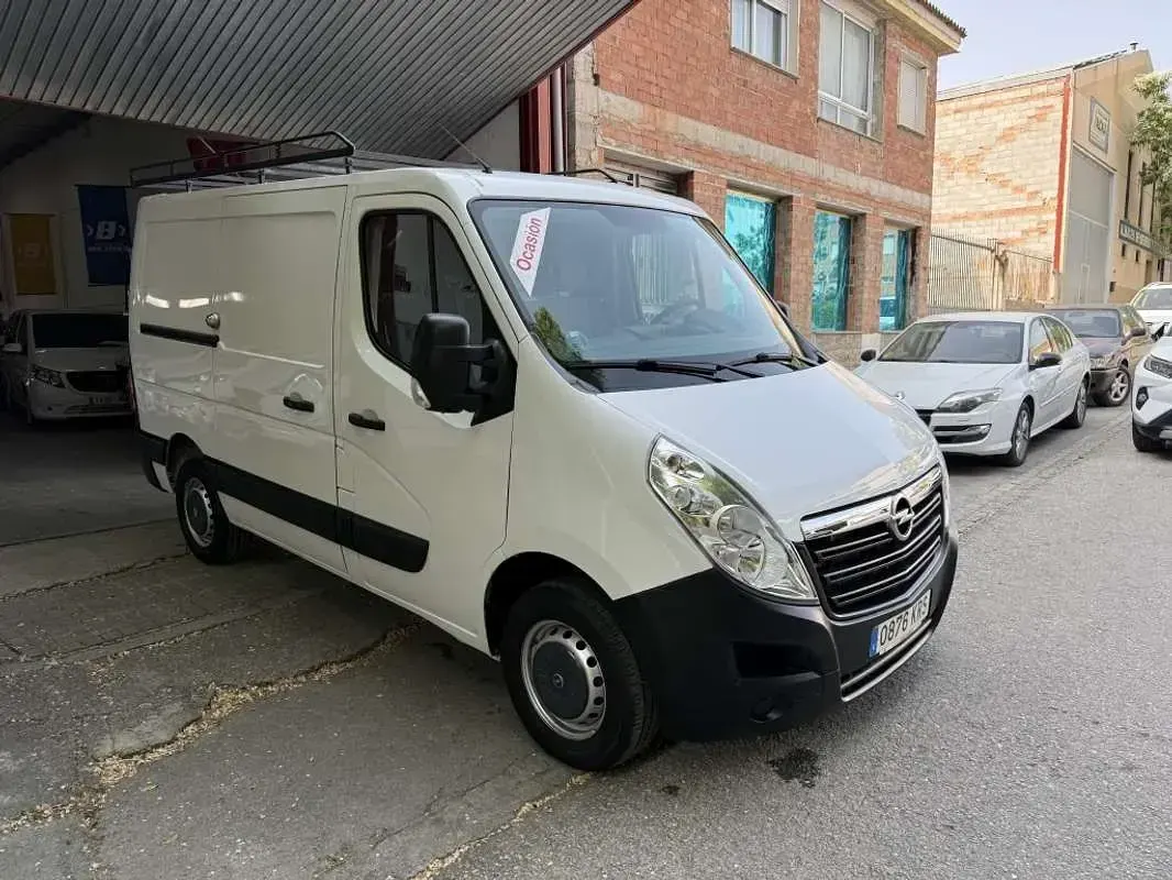 Usado Opel Movano 110 CV (80 kW) 2018 Blanco Monovolumen