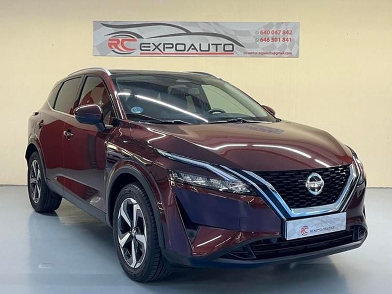 Usado Nissan Qashqai N-Connecta 158 CV (116 kW) 2021 Rojo SUV