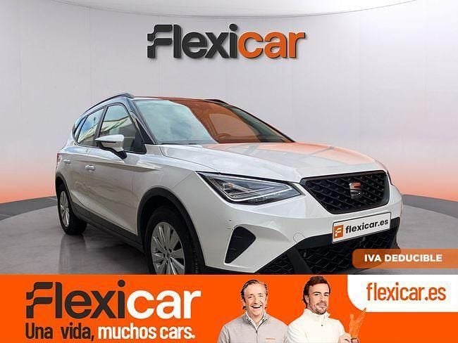 Usado Seat Arona Style 110 CV (80 kW) 2023 Blanco SUV