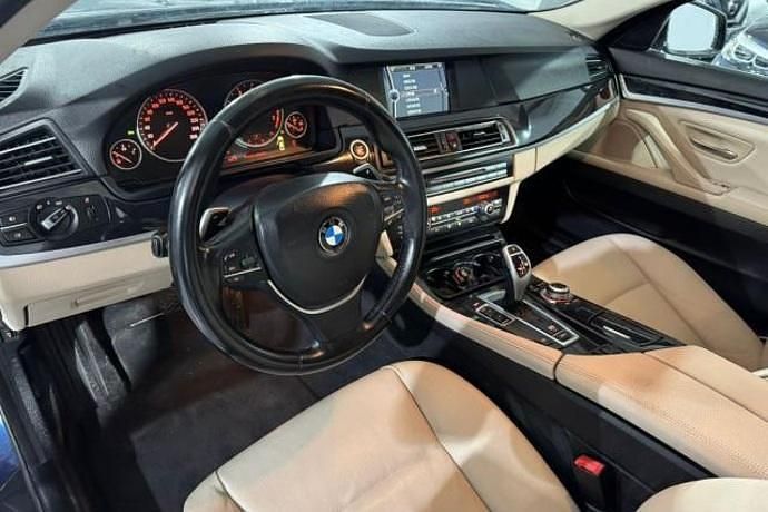 Käytetty BMW 528 258 HP (189 kW) 2010 Sininen Sedan
