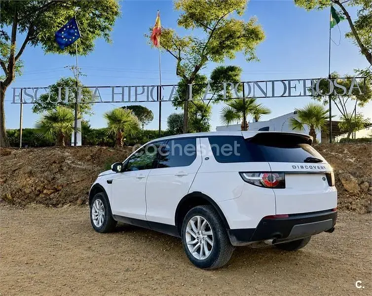 Usado Land Rover Discovery Sport SE 150 CV (110 kW) 2018 Blanco SUV