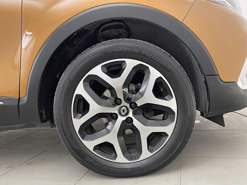 Usado Renault Captur Zen 90 CV (66 kW) 2019 Naranja SUV