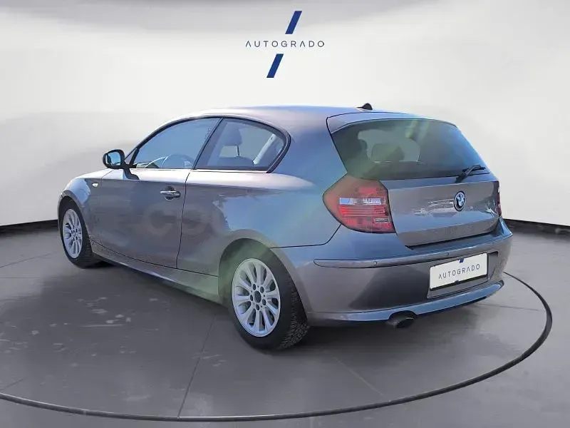 Używany BMW 120 Comfort Edition 177 KM (130 kW) 2011 Szary Hatchback