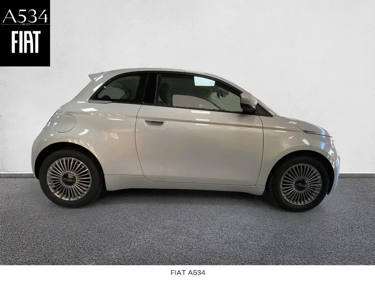 Nuevo Fiat 500 Icon 65 CV (47 kW) 2026 Azul Berlina